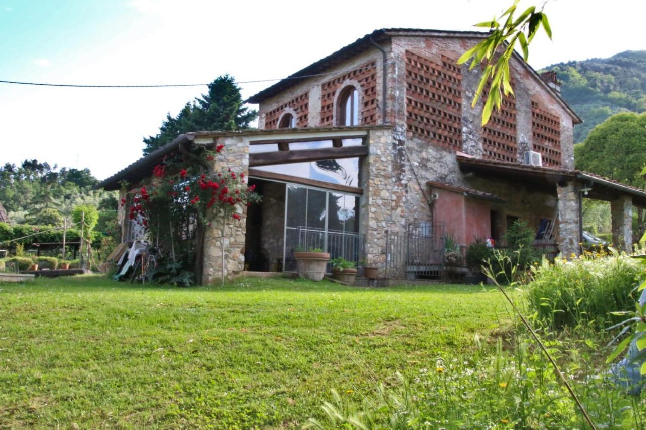 Casa Gaia Guest House Лука Екстериор снимка