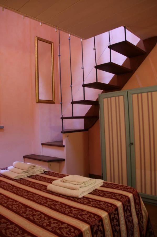 Casa Gaia Guest House Лука Екстериор снимка