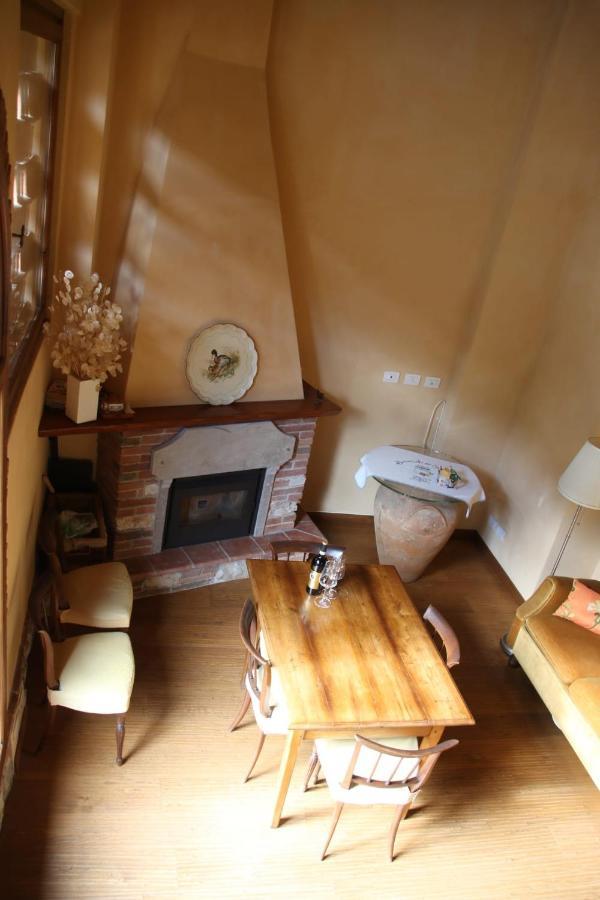 Casa Gaia Guest House Лука Екстериор снимка
